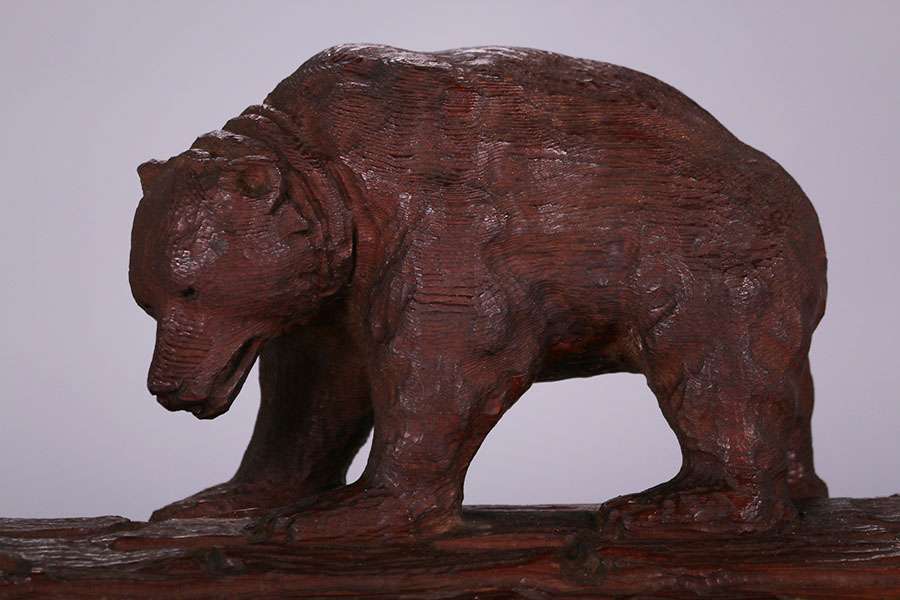 CA Arts &amp; Crafts Redwood Grizzly Bear Box c1910 | California Historical