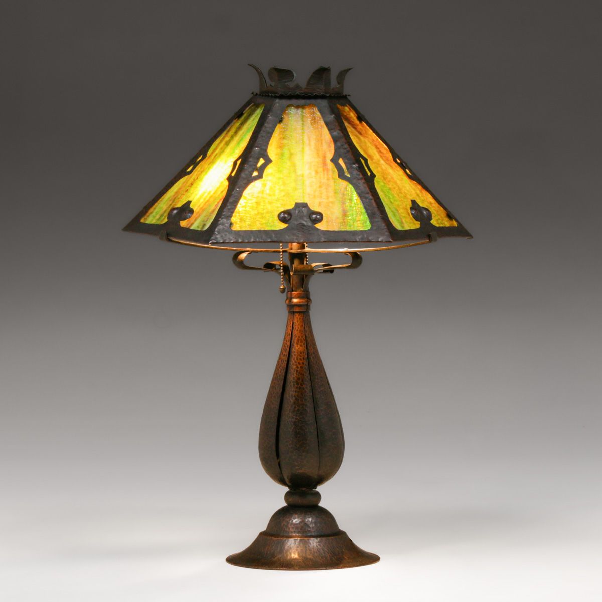 Benedict Studios Hammered Copper & Slag Glass Lamp c1910