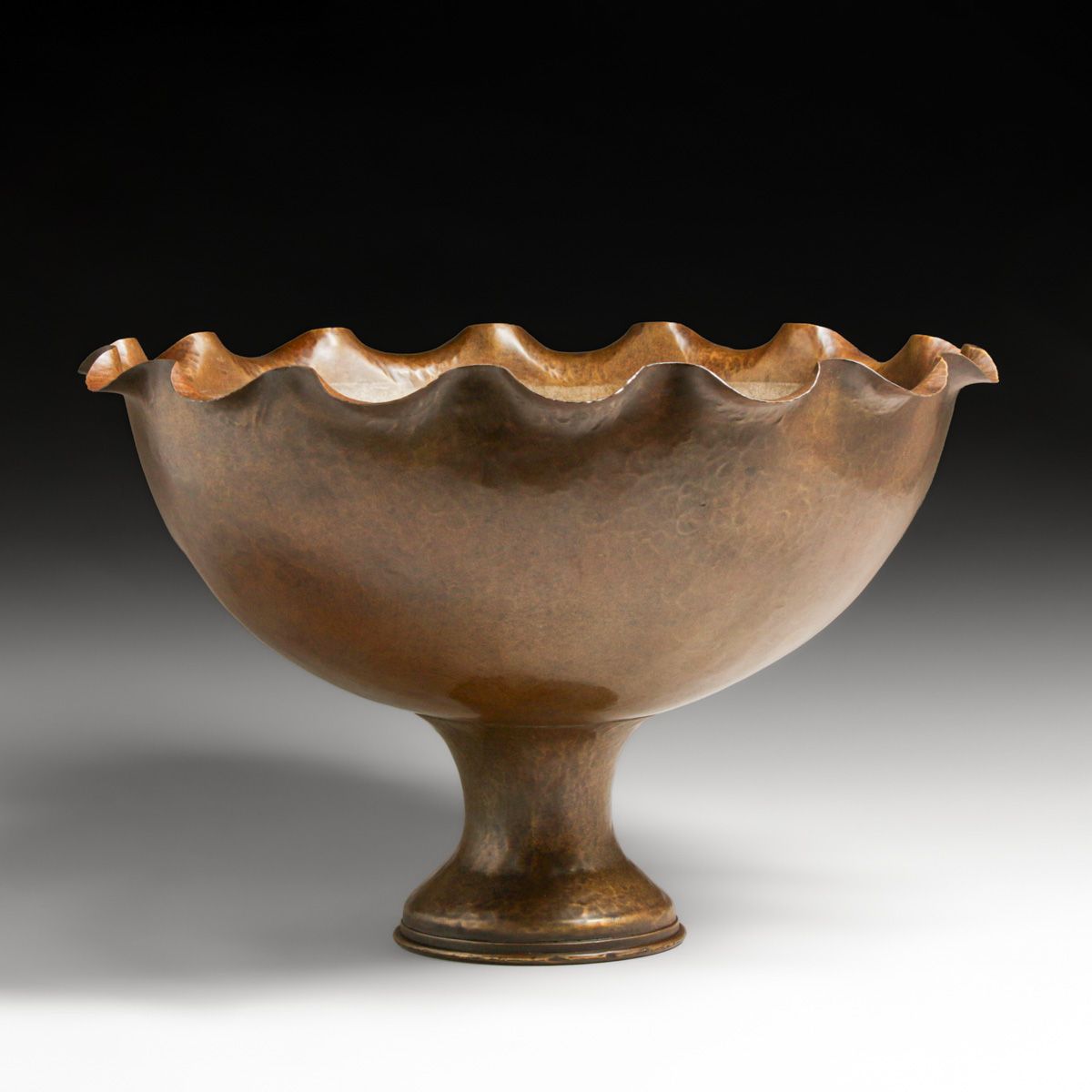 Large Dirk van Erp Hammered Brass Shell Casing Punch Bowl c1902-1908