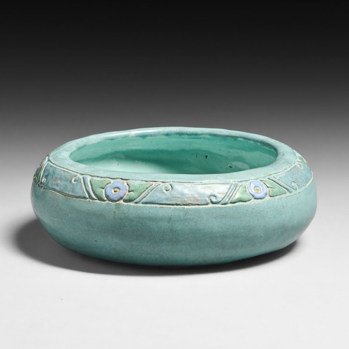 Arts & Crafts Hand-Carved Studio Bowl c1910