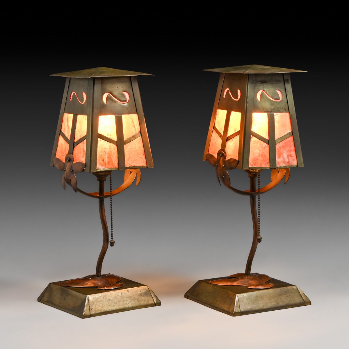 Frederick Lueders (1875-1970) & Glenford N. Dalrymple (Pasadena) Hammered Copper, Brass & Sea Shell Lamps c1910