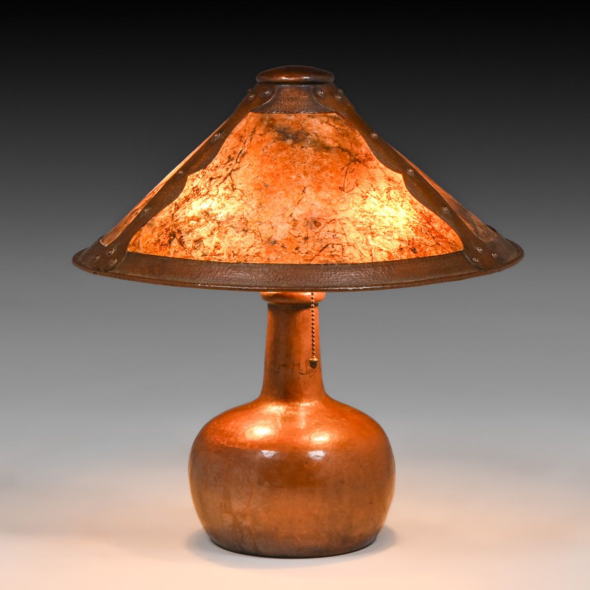 Limbert Hammered Copper & Mica Lamp c1910