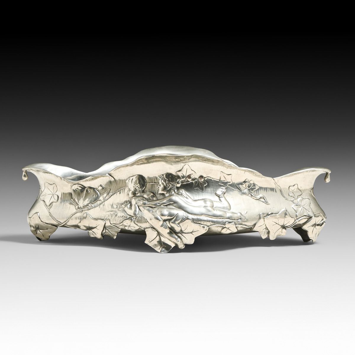 Kayserzinn - German Art Nouveau Pewter Centerpiece Jardiniere c1899-1900