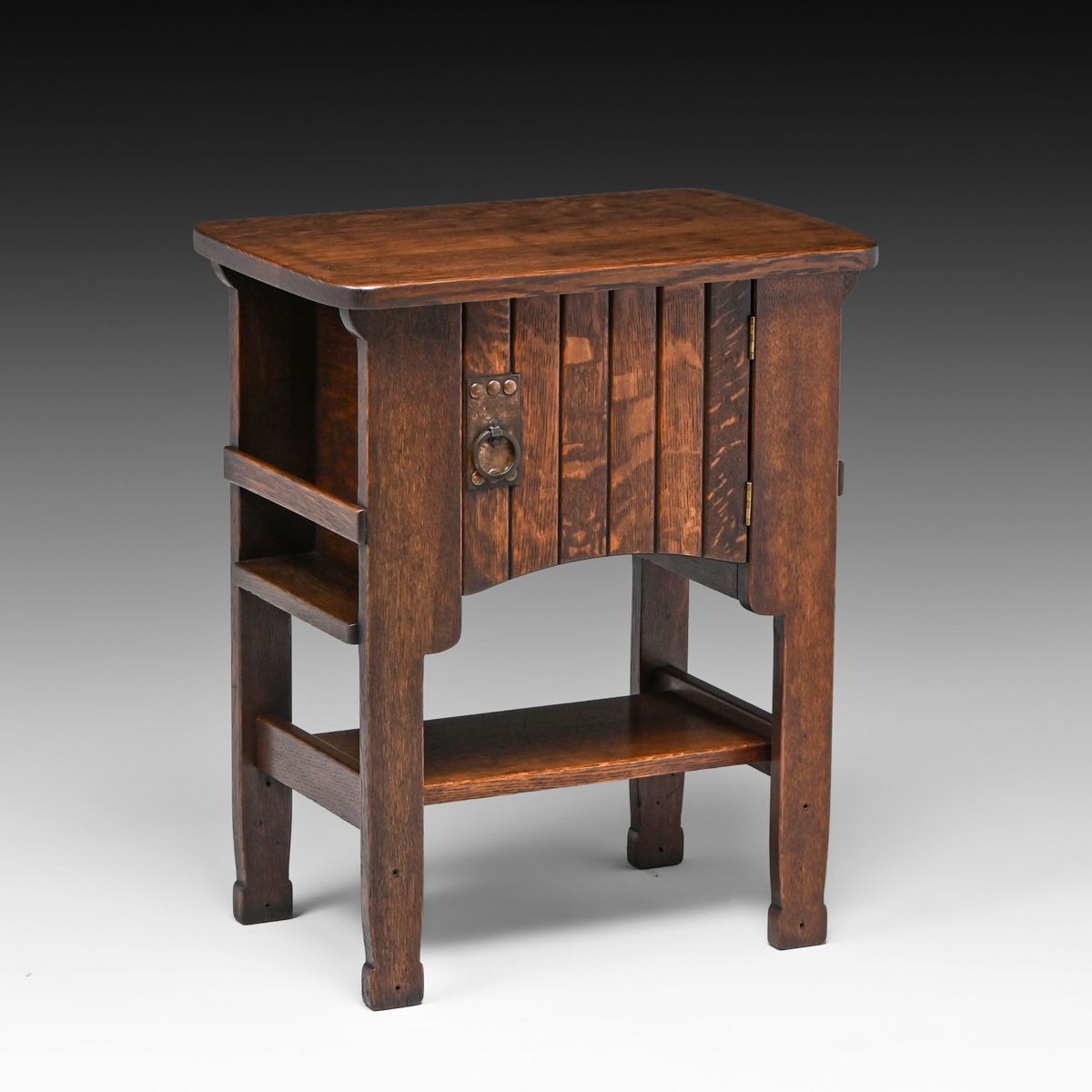Imperial Furniture Co - Grand Rapids, MI One-Door Side Table c1910