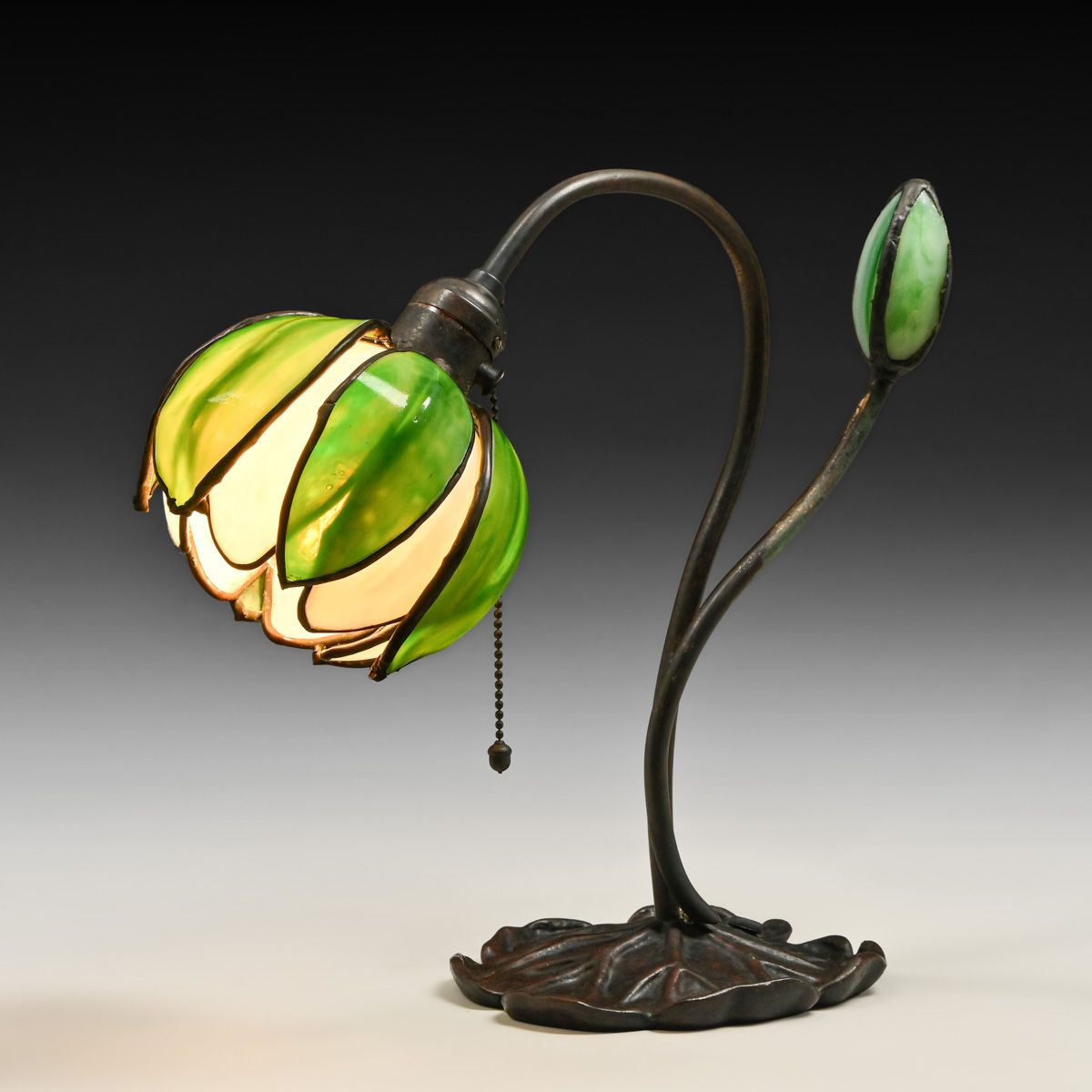 Handel Curved Glass Pond Lily Lamp c1910