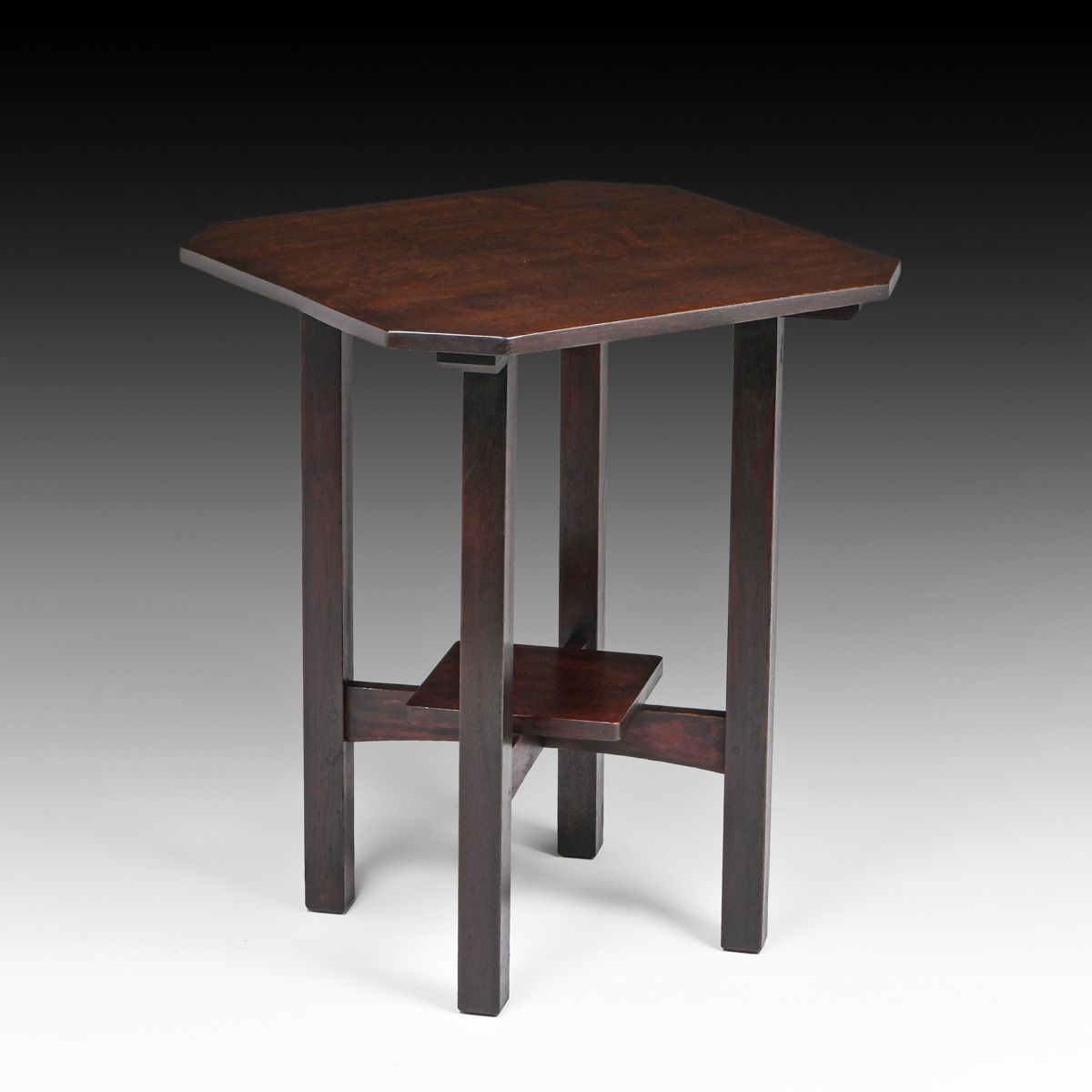 L&JG Stickley Oak Clip-Corner Lamp Table c1910