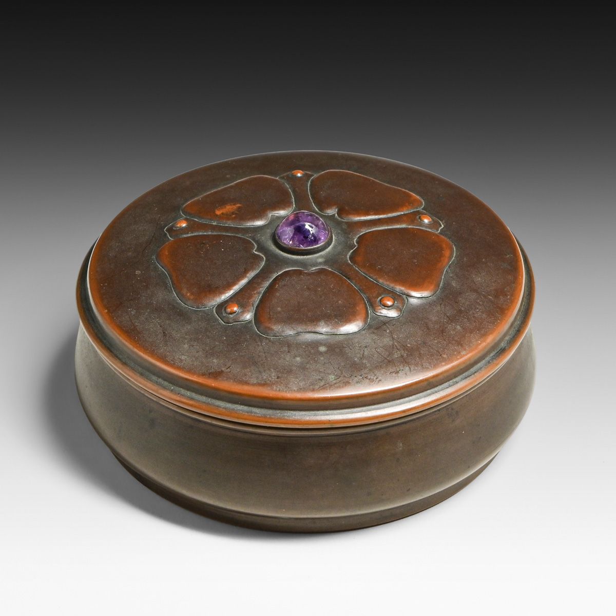Minneapolis Handicraft Guild Hammered Copper & Amethyst Jewelry Box c1910