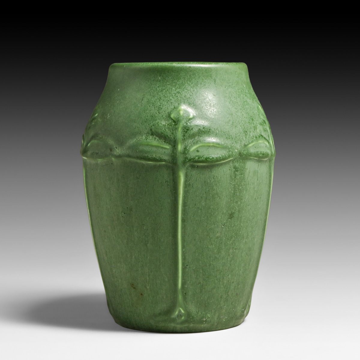 Hampshire Pottery #123 Matte Green Vase c1910