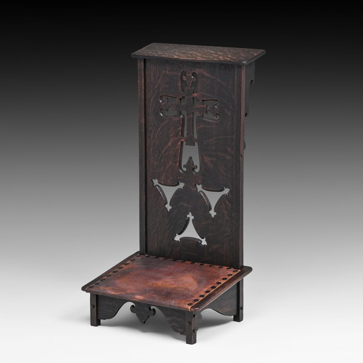 Charles Rohlfs Carved Oak Prie-Dieu (Kneeler) c1900