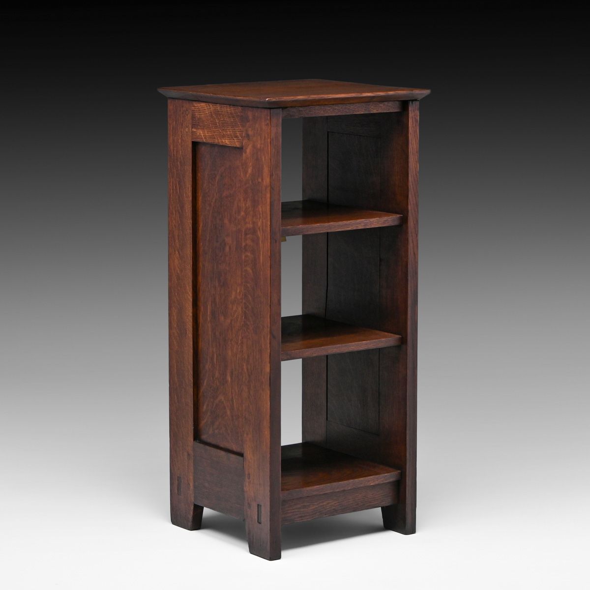 Early Gustav Stickley #547 Oak Magazine Stand c1902