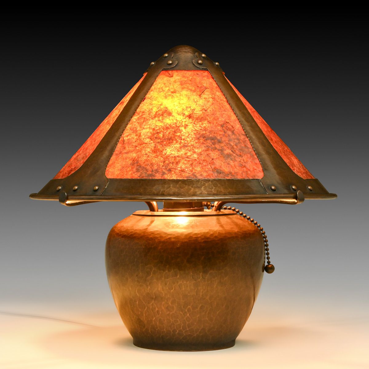 Dirk van Erp Hammered Copper & Mica Boudoir Lamp c1915