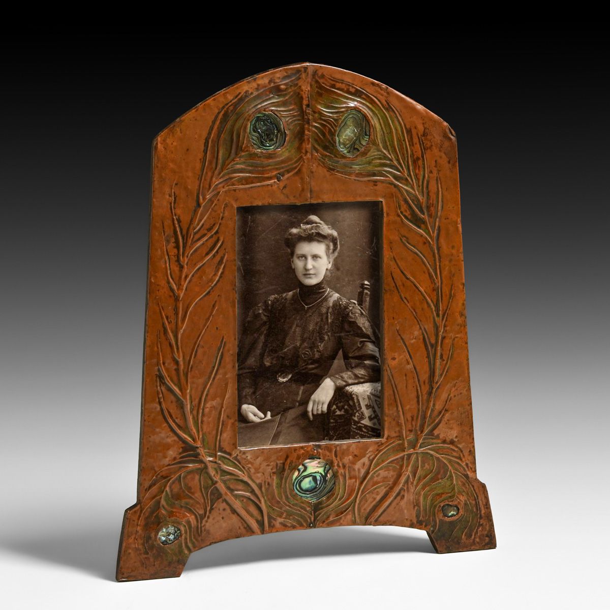 English Arts & Crafts Hammered Copper & Abalone Art Nouveau Picture Frame c1900