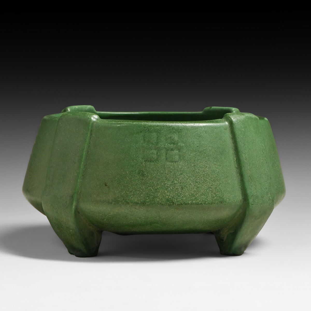 Weller Bedford Matte Green Buttress Bowl c1910