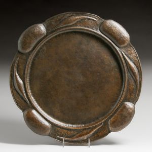 Large Onondaga Metal Shops Hammered Copper Charger c1905