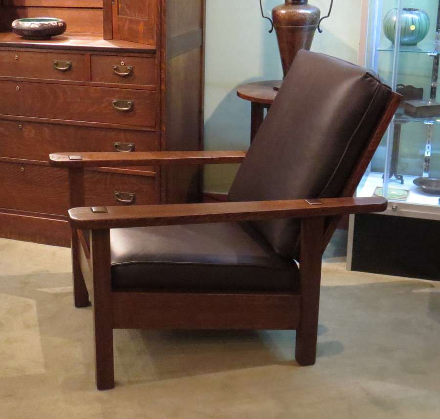 Stickley Bros Morris Chair with Long-Tapered Arms 38.5"h x 31.5"w x 40"d