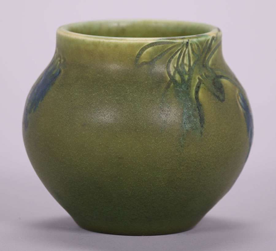 Rookwood 1904 Carved Matte Green Grapevine Vase 