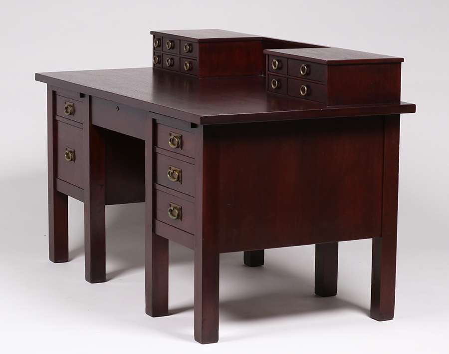 Gustav Stickley Mahogany Executive Desk C1904 California