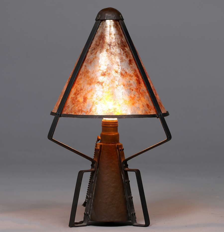 roestvrij Occlusie team Arts & Crafts Hammered Copper, Iron & Mica Lamp c1915 | California  Historical Design