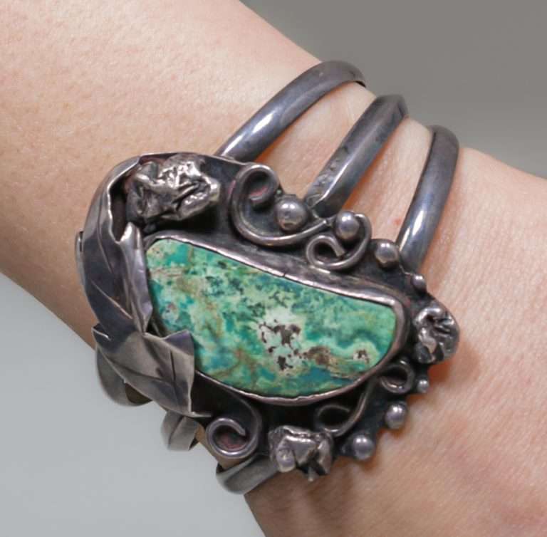 Vintage Navajo Sterling Silver & Green Turquoise Cuff Bracelet ...