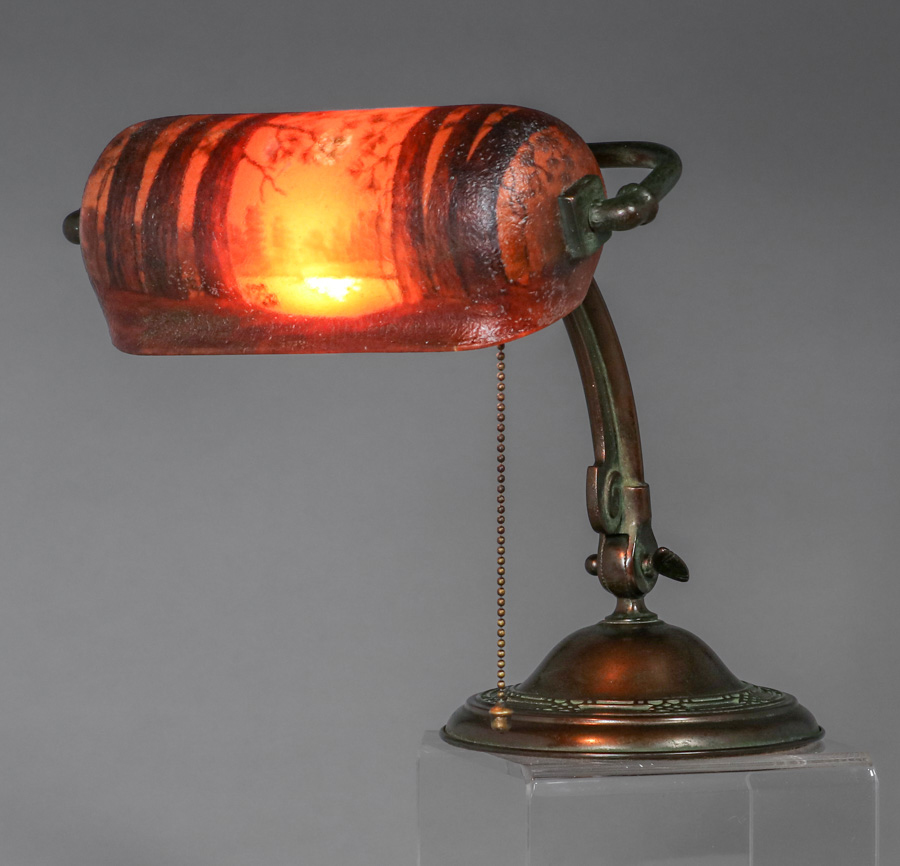 Handel desk hot sale lamp